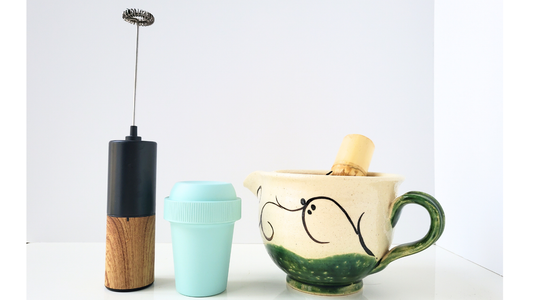 compare matcha whisk chasen vs shaker vs electric frother preparation methods